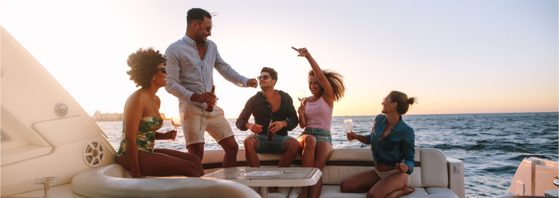 rent a yacht for parties in dubai