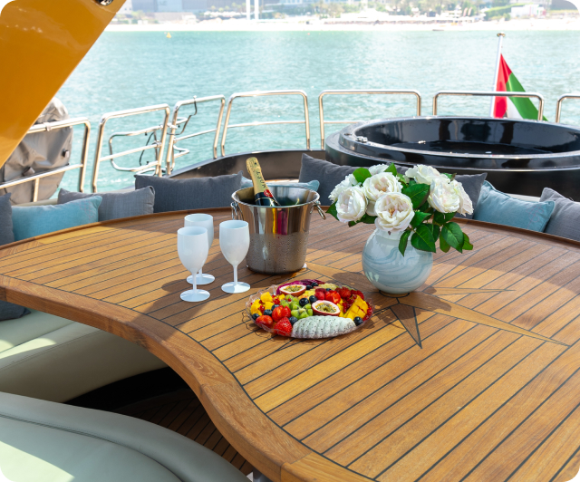 Feel the Yacht Charter for 2 person in Dubai