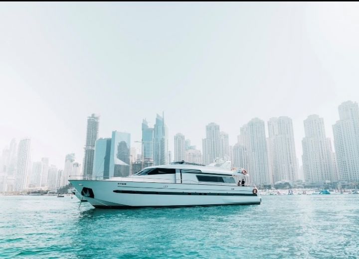 yacht hire dubai cheap