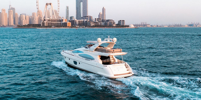 Yacht charter in Dubai: the best vacation in 2023