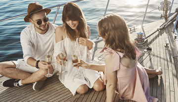 3 Reasons to Hold a Corporate Party on a Yacht in Dubai